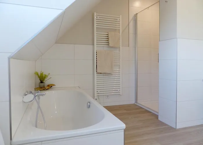 Hof Wittensee, Seegefluester